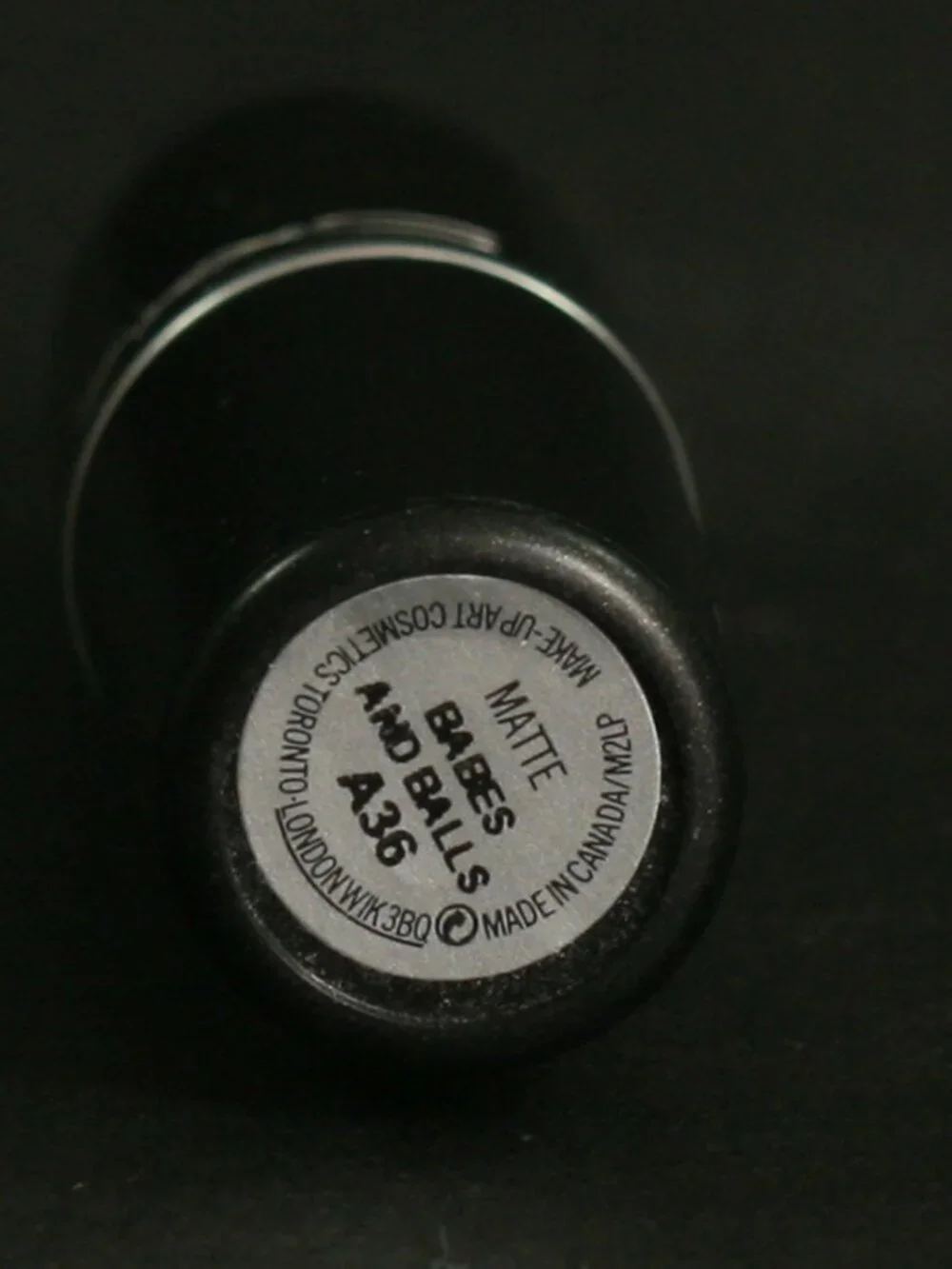 MAC Babes and Balls Matte Lipstick - NEW - Picture 2 of 2